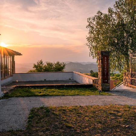 Hotel Butterfly - Il Nido D'Amore Bologna Monzuno エクステリア 写真