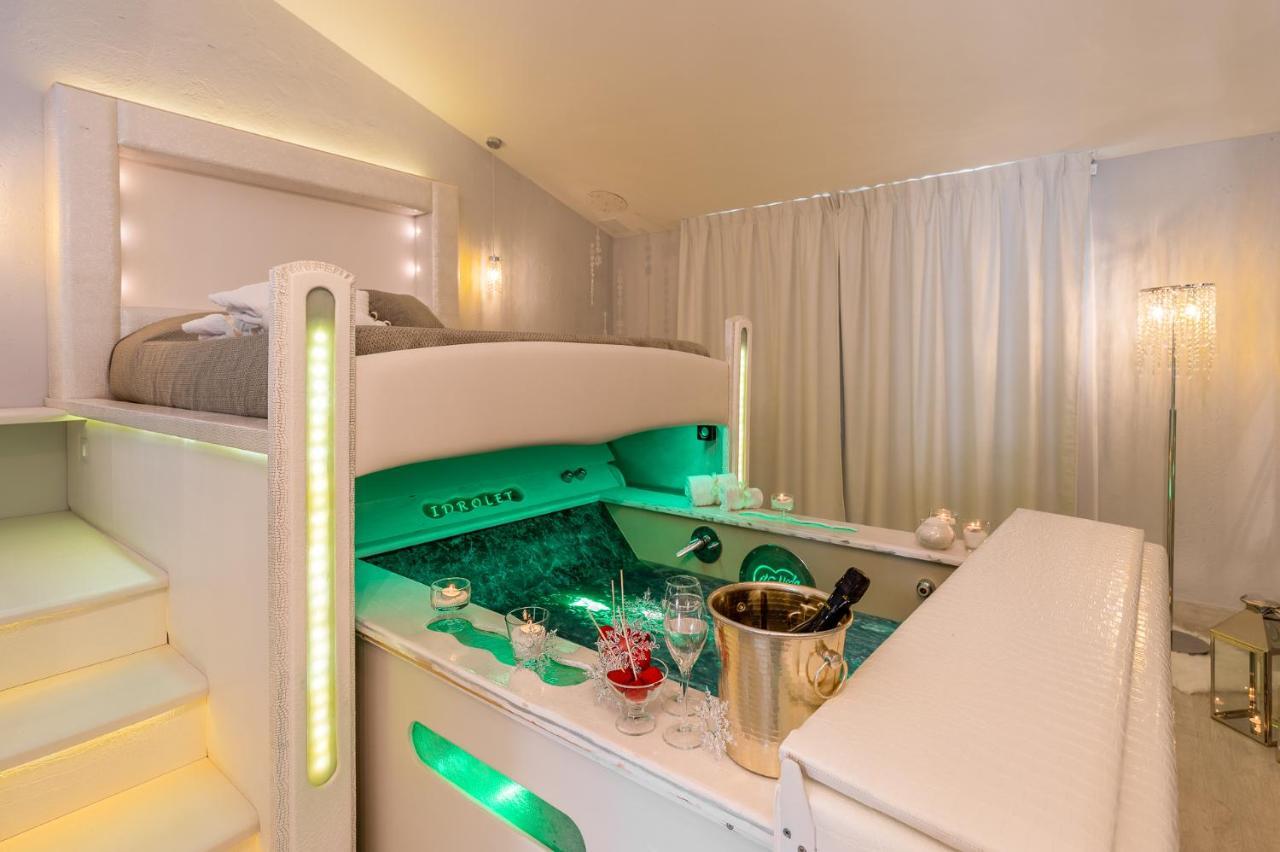 Hotel Butterfly - Il Nido D'Amore Bologna Monzuno エクステリア 写真