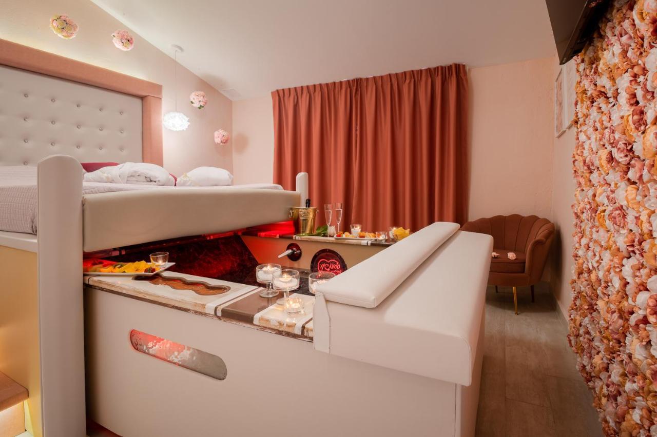 Hotel Butterfly - Il Nido D'Amore Bologna Monzuno エクステリア 写真