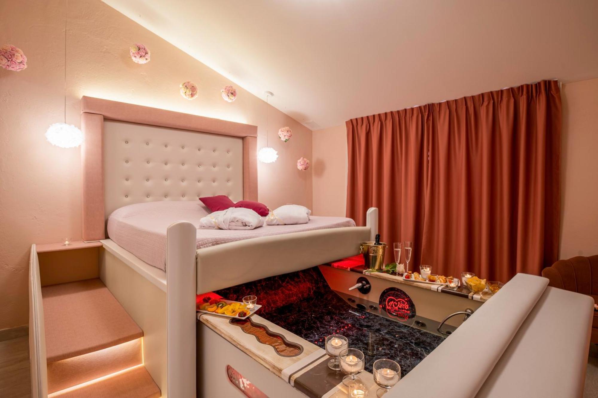 Hotel Butterfly - Il Nido D'Amore Bologna Monzuno エクステリア 写真